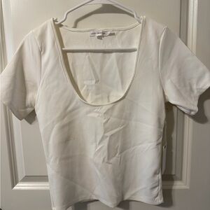 Good American White Short Sleeve Scoop Neck Top